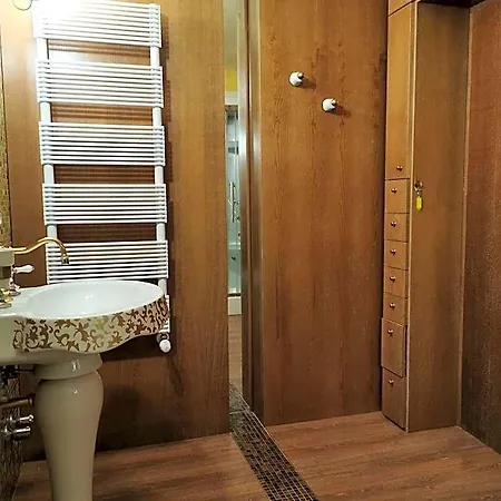 Dose Bed & Breakfast 3*